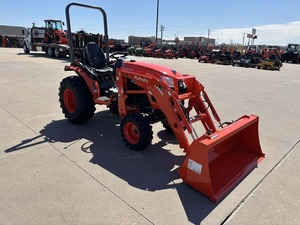 Tracteur utilitaire agricole compact Kubota LX55S diesel d'occasion avec benne frontale - Product Image 5