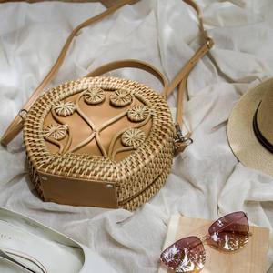 Grossiste de sacs en rotin écologique Sac à main en rotin Sac à bandoulière pour femmes fabriqué au Vietnam ODM/OEM - Product Image 2