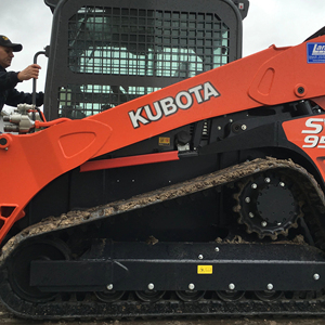 Best Offer For Kubota 4x4 Skid Steer Loader with Hydraulic System Ready To Ship - Product Image 1