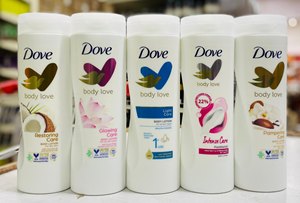 Crema Corporal Intensiva Dove, Proporciona 24 Horas de Hidratación para Piel Seca - Product Image 5