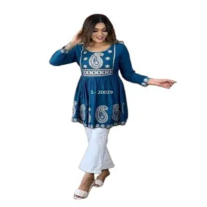 Best Quality Indian Women Straight Free Size Kurtis Ethnic Clothing Fashionable Dress from Indian Supplier