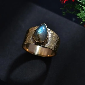 Good Quality Natural Labradorite <b>Ring</b> for Spiritual Healing or Chakra Balance and Everyday Elegance Available for Bulk Quantity - Product Image 2