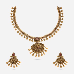 Antique <b>Necklace</b> 188719 Elegant and Timeless for Wedding Occasions - Product Image 1