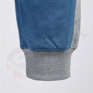 Vêtements de sport légers à capuche pour homme, respirants, en tissu 100% polyester, look athlétique, parfaits pour la salle de sport, l'entraînement et les week-ends - Product Image 6