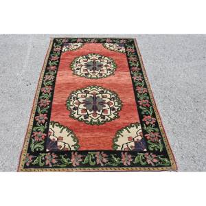 Auténtica Alfombra de lana turca Vintage 3,9 pies X 5,8 pies elegante obra maestra tejida a mano con patrón de retales de tejido plano con respaldo de látex - Product Image 1