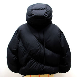 Blouson matelassé noir à capuche pour homme, épais, rembourré de duvet, coupe-vent, décontracté, court, coupe ample, fermeture éclair, couleur unie, pour l'hiver - Product Image 4