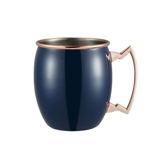 แก้วมักสแตนเลสขนาด16ออนซ์พร้อมขอบสีทองเรียบและด้ามจับดีไซน์แบบมอสโกมิวดีไซน์หรูทันสมัย - Product Image 2