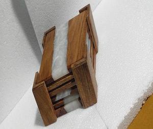 Sous-verre en bois d'acacia en résine époxy de luxe, sous-verre à boisson en bois fait à la main, sous-verre à thé en provenance d'Inde par fs intrnational - Product Image 6