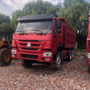 Camión Volquete Pesado Diésel Automático de 10 Ruedas 6X4 Usado en Venta con Descuento - Product Image 2