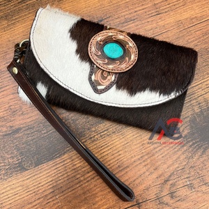New RTS Fashionable Hand Tooled Cowhide Leather Wristlet <b>Wallet</b> for Women's Luxury RFID Large Capacity <b>Card</b> <b>Holder</b> Clutch Purse - Product Image 1