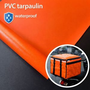 610 जीएसएम वाटरप्रूफ पीसी विनाइल कोटिंग चमकदार टेक-आउट बैग सामग्री सादे <span class=keywords><strong>pvc</strong></span> तिरपाल - Product Image 1