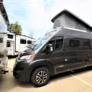 Meilleures ventes 2023 W_INNEBAGO SOLIS 59PX Luxe - Product Image 1