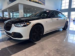 Mercedes-Benz S680 Maybach Usado 2024 - Product Image 6