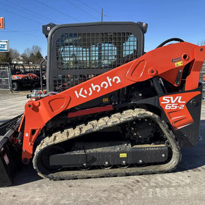 Chargeuse compacte SVL65-2 Kubota 2025 avec godet robuste à profil bas de 74 \ "et tranchant 2025 Original Kubota - Product Image 3