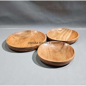 Juego de bandejas decorativas de madera de mango al por mayor de fábrica con elegantes asas de metal negro y acabado natural para servir y decorar con estilo. - Product Image 6