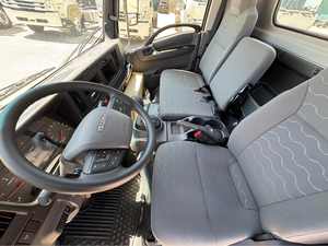 Limpio seminuevo 2025 Isuz-u NRR - Product Image 3