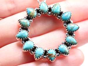 สร้อยคอจี้เทอร์ควอยซ์จากนักออกแบบตะวันตกเฉียงใต้ทำด้วยมือเครื่องประดับเงินสเตอร์ลิงชุบทองและโรเดียม - Product Image 2