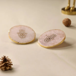 Juego de posavasos de piedras preciosas de cuarzo rosa de lujo con borde dorado hecho a mano libélula grabada esteras de bebida de piedra para decoración del hogar - Product Image 4