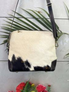 Bolso de cuero de piel de vaca tallado a mano bolso de nuevo diseño bolsos bohemios de gran tamaño bolsos superventas para mujer - Product Image 3