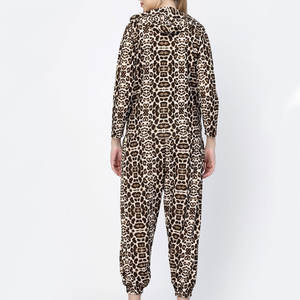 Survêtements de sublimation pour femmes fabriqués en usine OEM personnalisés, meilleur vente, survêtement de sublimation en tissu de coton à bas prix - Product Image 2