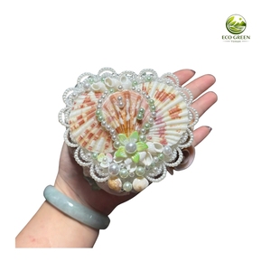 Boîte de rangement artisanale pour bijoux en coquillages, artisanat de coquillages, étui avec perle et papillon, souvenir côtier - Product Image 6