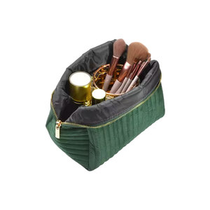 Bolsa de cosméticos acolchada al por mayor de viaje 2024 con logotipo personalizado de Vietnam - Product Image 2