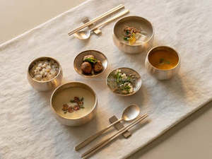 Bol en laiton en forme de dôme en métal de luxe classique Vaisselle de la plus haute qualité Bol de service alimentaire pour les événements de mariage et les ustensiles de cuisine - Product Image 5