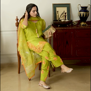 Conjunto de Kurta de seda cruda bordado pakistaní tradicional para mujer para fiesta moda cultural étnica - Product Image 1