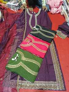 Precioso Salwar kameez para mujer, ropa de fiesta étnica pakistaní india para mujer con hermoso diseño y color llamativo - Product Image 2