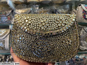 กระเป๋าคลัทช์สายโลหะแนวสากลสำหรับงานหัตถกรรมผ้าซาตินมีฝาปิดความจุ1-1.9L กระเป๋าแฟชั่นอเนกประสงค์ - Product Image 2