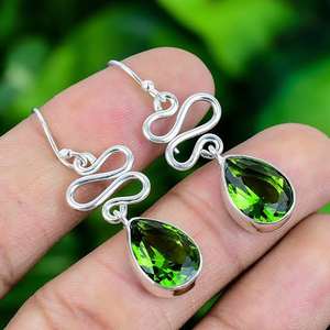 ต่างหูห้อยแบบวินเทจ ยูนิเซ็กซ์ ชุบโรเดียม เงินสเตอร์ลิง ประดับเทอร์ควอยซ์ คุณภาพสูง ได้รับการรับรองจาก IGI ผลิตโดย HARI OM CREATIONS - Product Image 3