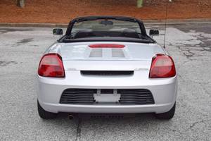 Toyota MR2 Spyder d'occasion à bas prix, modèle 2001, à vendre - Product Image 6