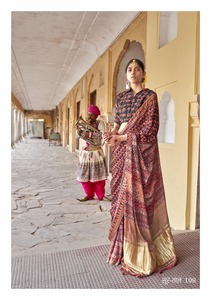 Nouveau catalogue excitant de Sur-Taal Sarees en tissu viscose exclusif avec des imprimés Ajrakh Bandej Vêtements indiens et pakistanais parfaits - Product Image 3