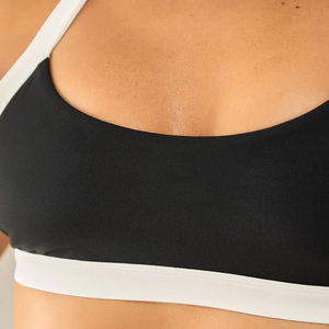 Soutien-gorge de sport en Nylon pour femmes vêtements de sport de Fitness solides hauts push-up pour une utilisation en salle de sport vêtements de sport féminins soutien-gorge licou pour les femmes - Product Image 4