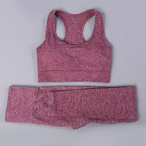 Ensemble de yoga pour femmes fabriqué au Pakistan, sur mesure, vêtements de sport sans couture pour femmes, ensemble de yoga 2 pièces, soutien-gorge et leggings - Product Image 6