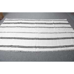 Tapis turc vintage, grand tapis de 9x5,2 pieds, tapis Kilim blanc bordé - Product Image 1