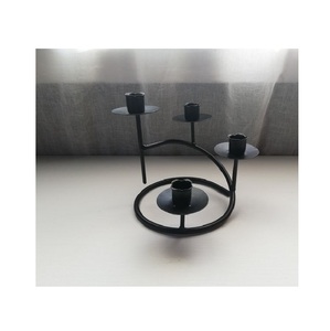 Juego de Portavelas de Metal Estilo Boho Chic con Tallado Detallado, Perfecto para Centro de Mesa, Sala de Estar, Dormitorio o Eventos - Product Image 1