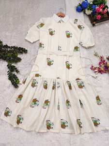 Belle robe une pièce pour femmes, robe maxi en coton imprimé pour l'alimentation, robe de mariage de créateur. - Product Image 4