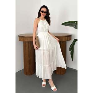Vestido halter con cinturón en color blanco roto - Ecru - Product Image 1