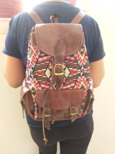 Sac à dos en cuir véritable Jacquard fait à la main en cuir véritable Sac à dos multi-usages Produit en vrac en gros - Product Image 4