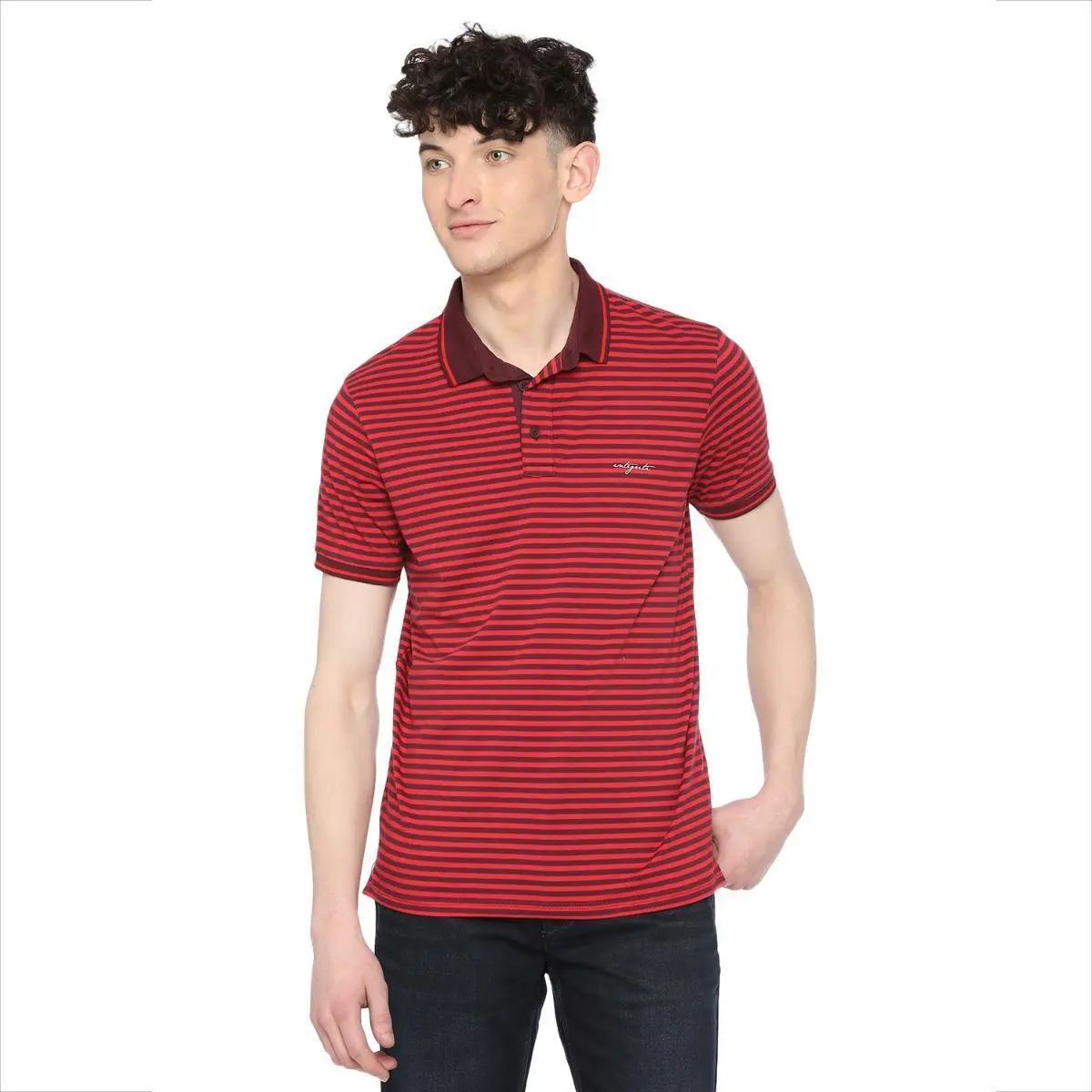 Maglietta da uomo qualità assicurata stile formale rosso t-shirt Regular Fit con dimensioni personalizzate disponibili per l'uso da uomo utilizza OEM ODM