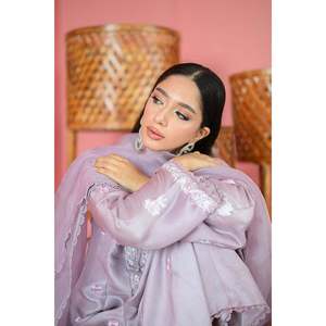 Ensemble chemise et dupatta en satin Zinnia pour le printemps/été - Product Image 6