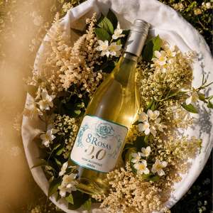 8 Rosas Vino Bianco Analcolico 100% Airen 0.0% ABV Vino Spagnolo Senza Alcol 750ml - Product Image 2
