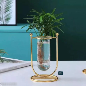 Florero de metal pulido de oro vintage florero de aluminio decorativo de decoración moderna para cualquier habitación - Product Image 2