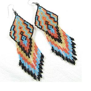 Boucles d'oreilles pendantes à la mode conçues sur mesure pour femmes et filles bijoux en perles en vente - Product Image 3