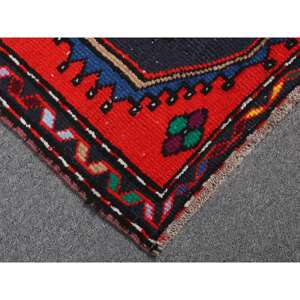 Alfombra Turca de 2.3x3.6 pies, Alfombra Pequeña Vintage, Alfombra de Lana con Diseño Floral Rojo y Azul - Product Image 5