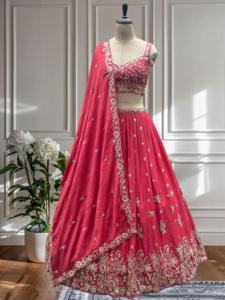 Lehenga choli งานปักลวดลายตามลำดับสำหรับงานแต่งงานและงานเลี้ยง - Product Image 4