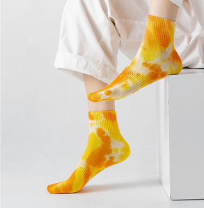 Chaussettes de lavage à l'eau en polyester à bas prix, personnalisées et imprimées, pour hommes, chaussettes de sport à lavage à l'eau à bas prix, vente en gros - Product Image 2