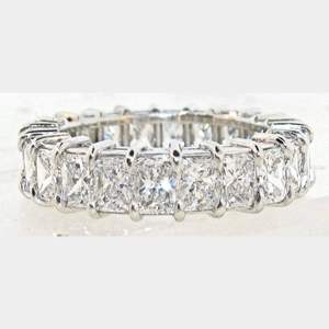 Anillo de Diamantes CVD Más Vendido, Hecho en Oro Blanco de 14 Quilates con Diamantes CVD de Corte Radiante - Product Image 3