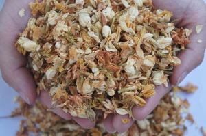 Flor seca para una vida verde: Jazmín de origen natural, sostenible, perfecto para el té, multiusos, de moda para conciencia ecológica - Product Image 5